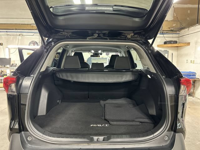 Used 2024 Midnight Black Metallic Toyota XLE image 25