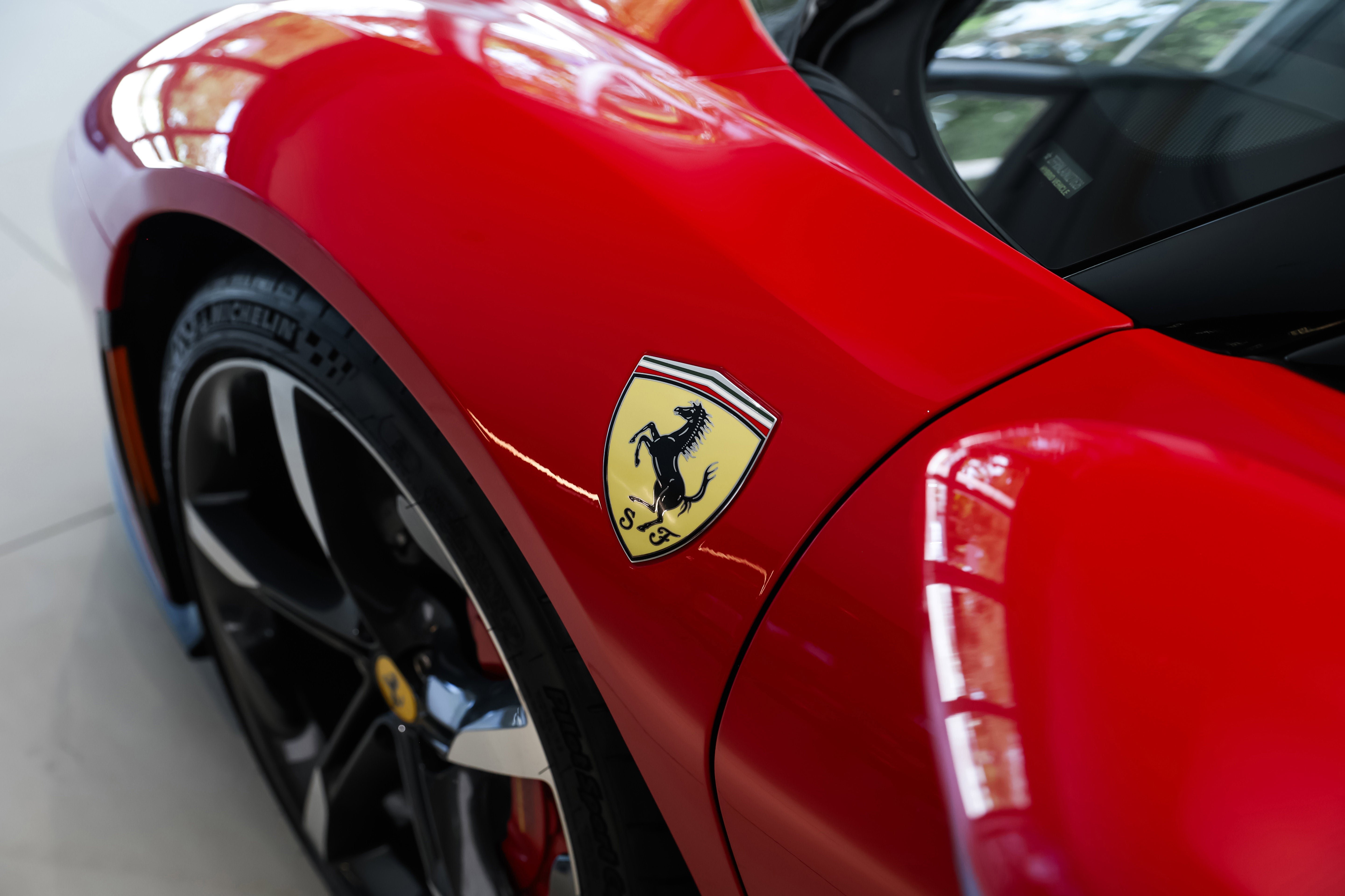 Used 2022 Rosso Corsa Ferrari  image 16