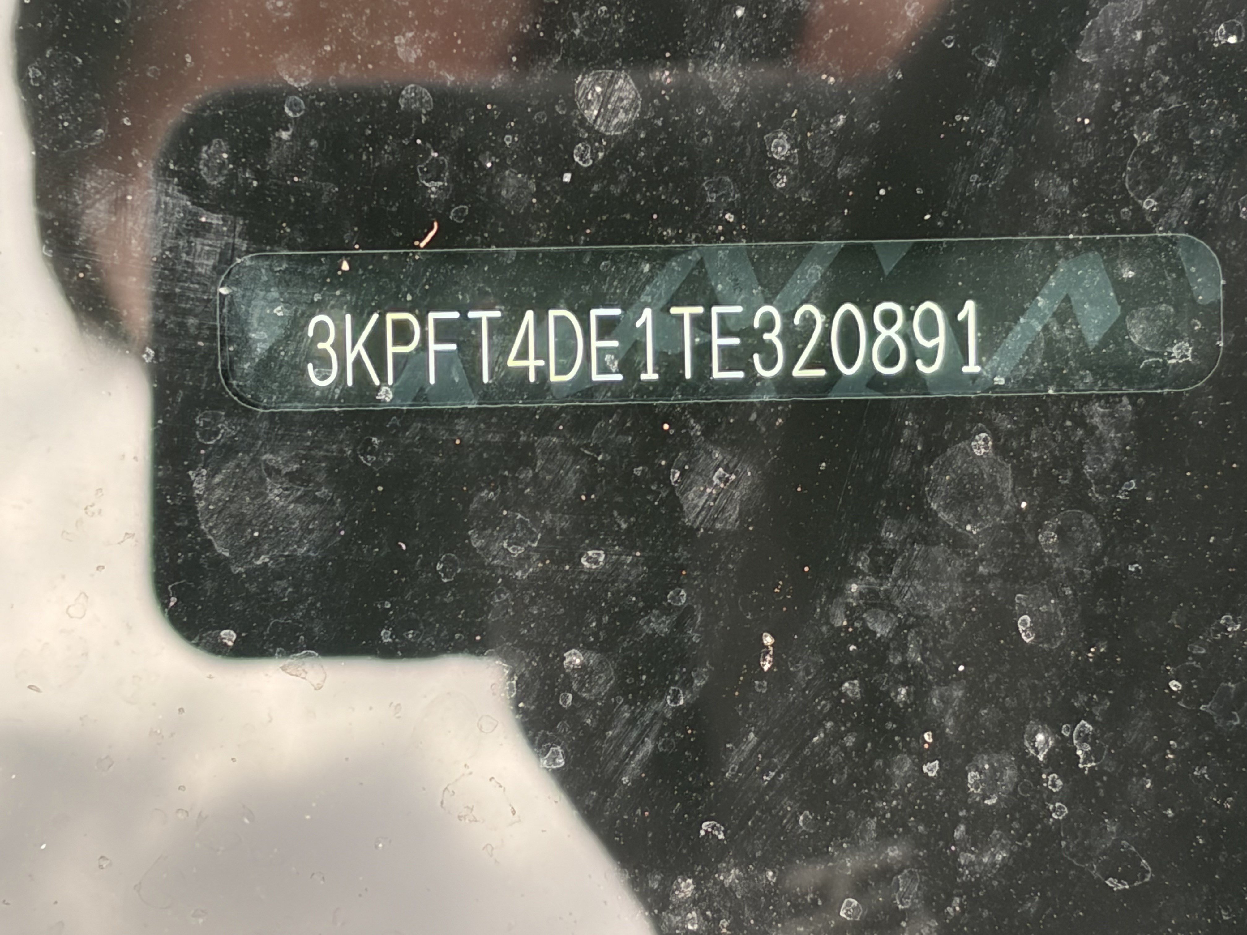 New 2026 Snow White Pearl Kia LXS image 31