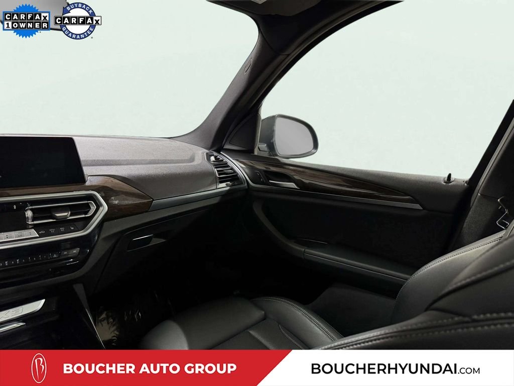 Used 2023 Black BMW xDrive30i image 11