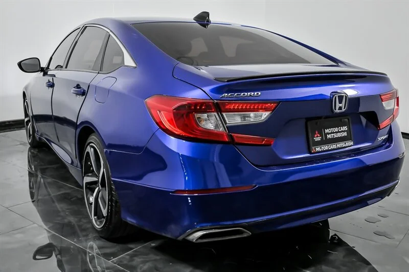 Used 2021 Blue Honda Sport image 8