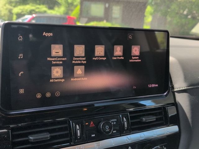 New 2026 Everest White Pearl TriCoat Nissan SL image 17