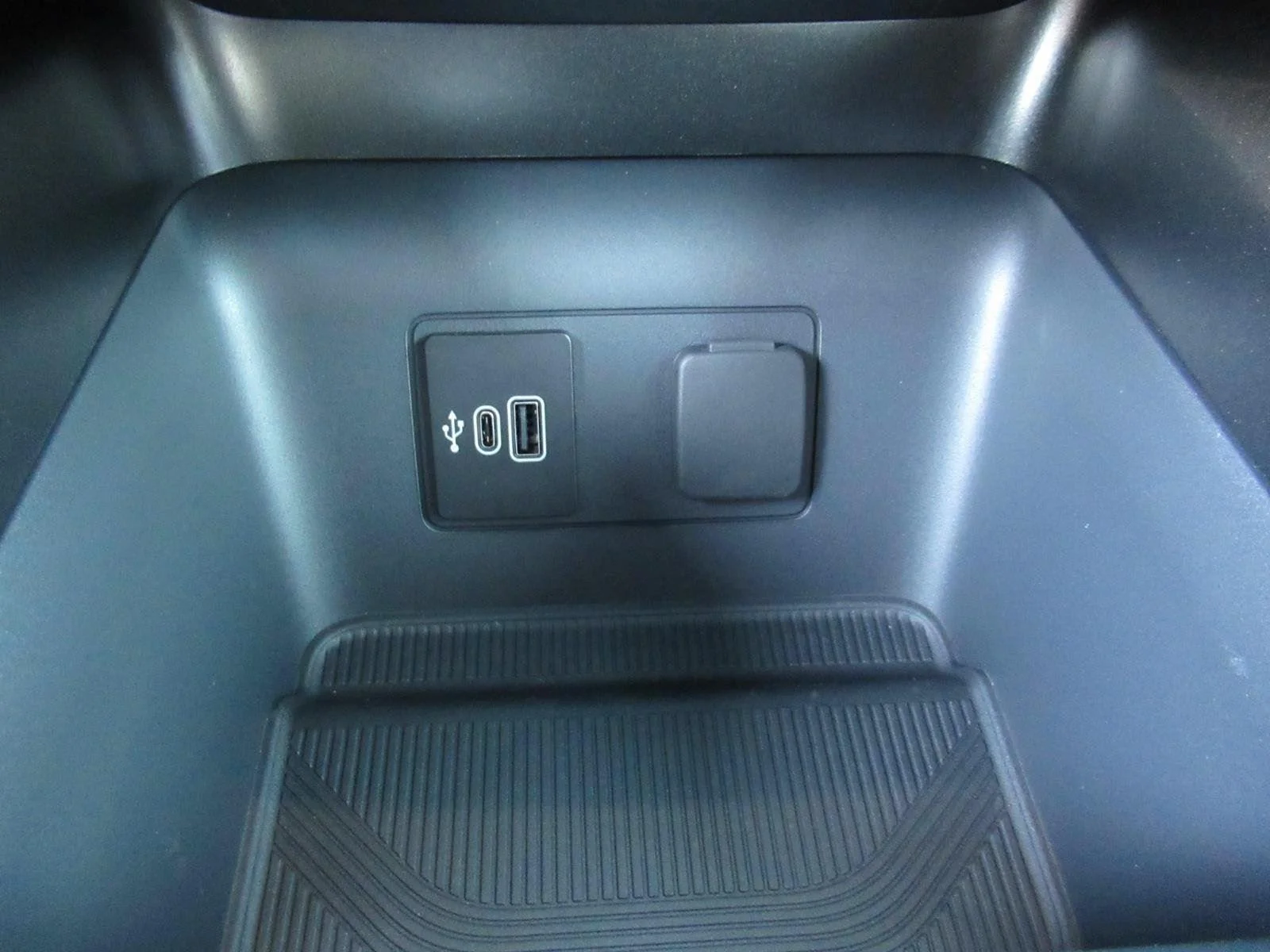 New 2026 Marsh Gray Ford Tremor® image 27