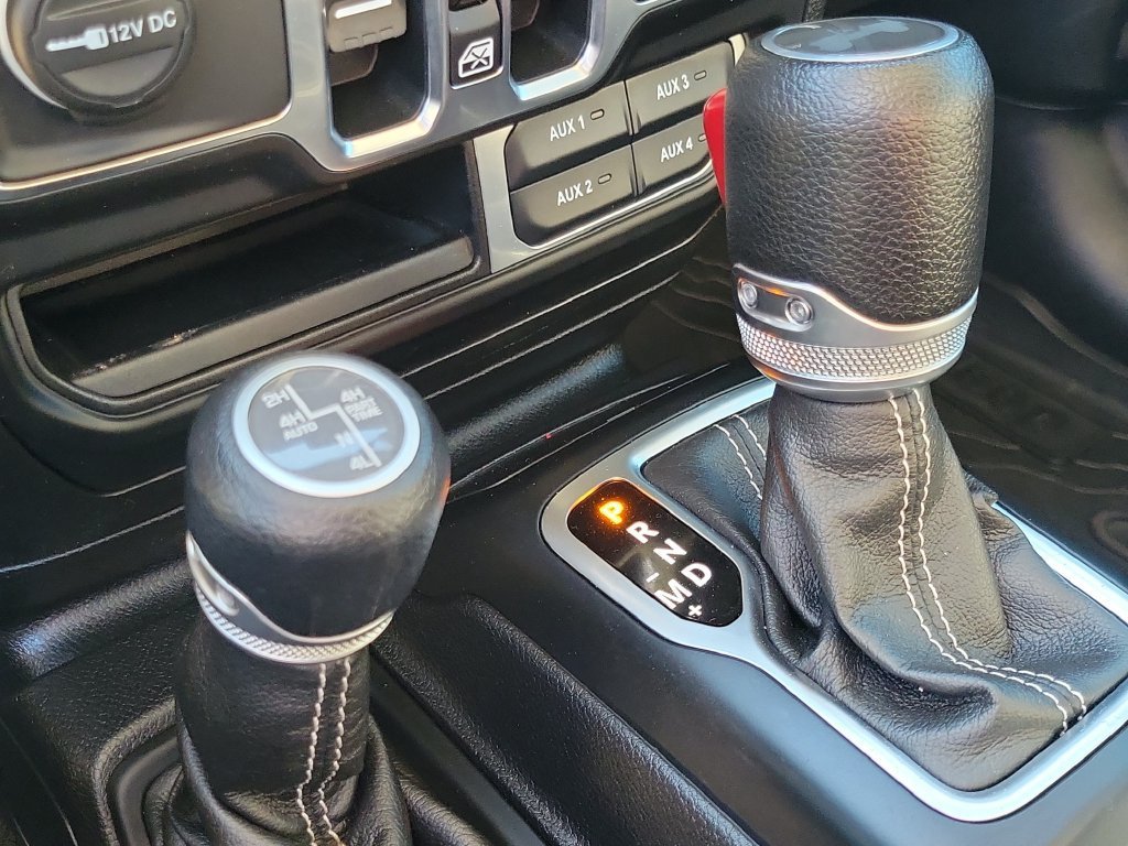 Used 2020 Gray Jeep North Edition 4x4 image 28
