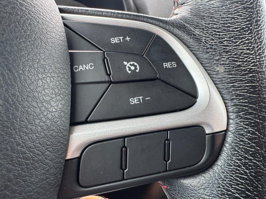 Used 2016 Orange Jeep Trailhawk image 17