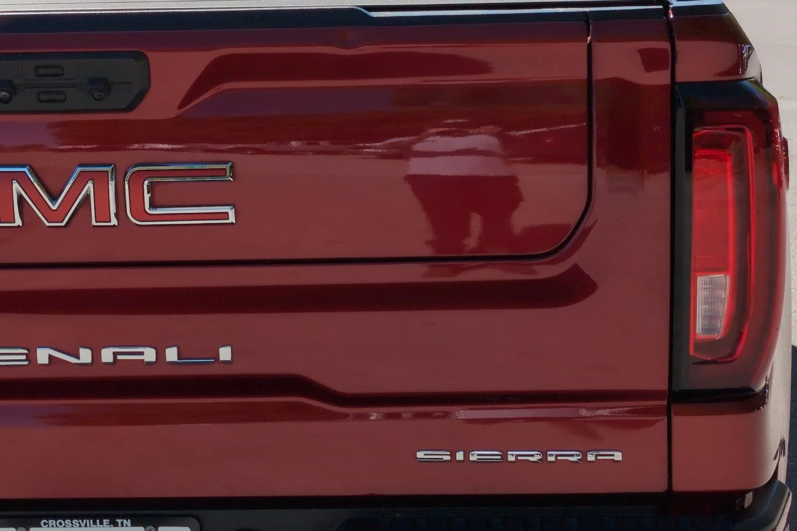 Used 2023 VOLCANIC RED TINTCOAT GMC Denali image 28