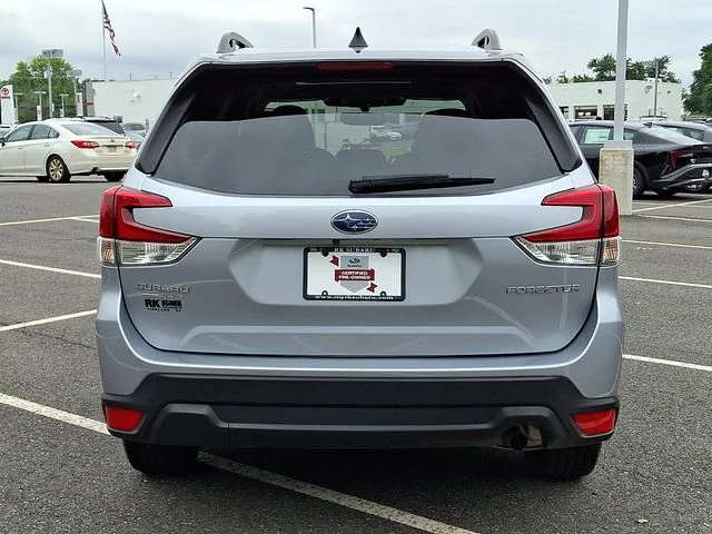Used 2024 Silver Subaru Premium image 6