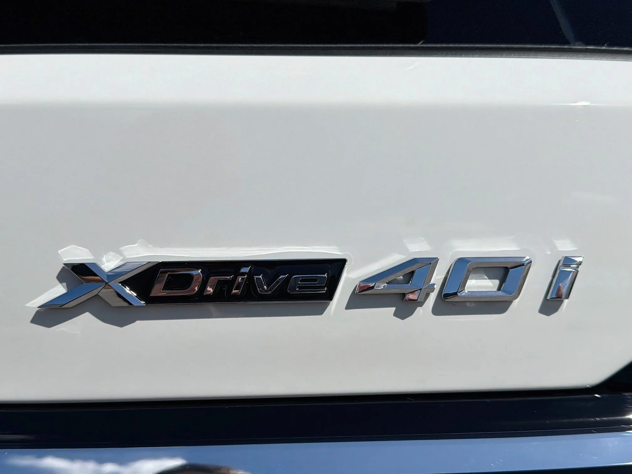 New 2027 Alpine White BMW xDrive40i image 11