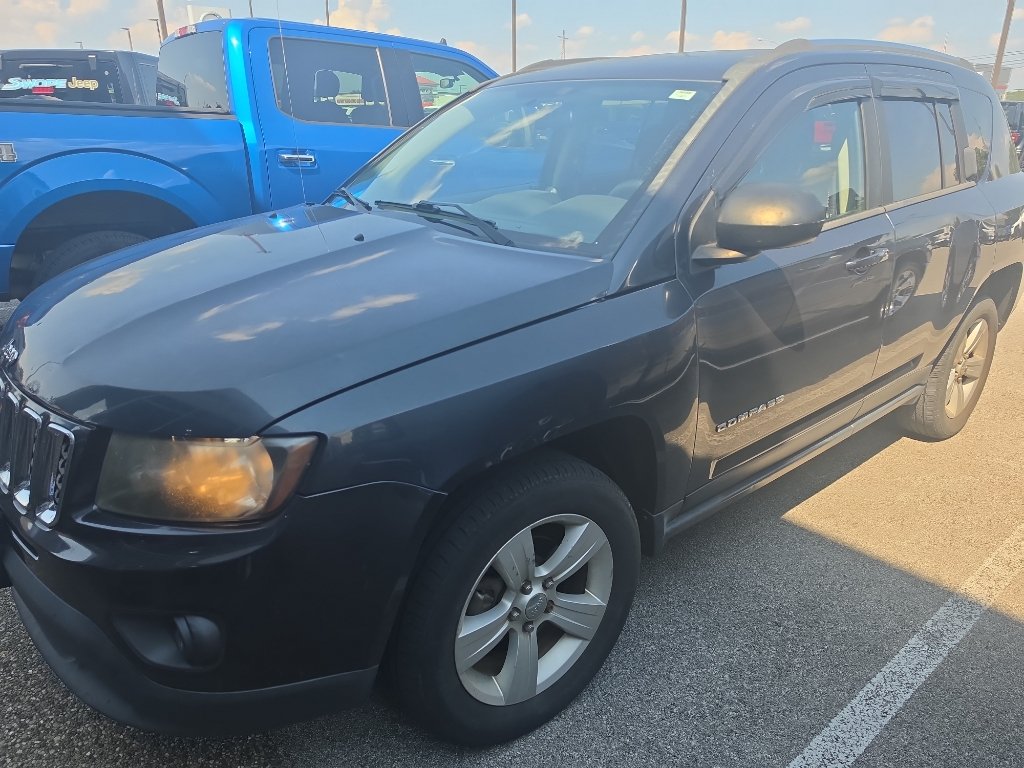Used 2014 Maximum Steel Metallic Clearcoat Jeep Sport image 5