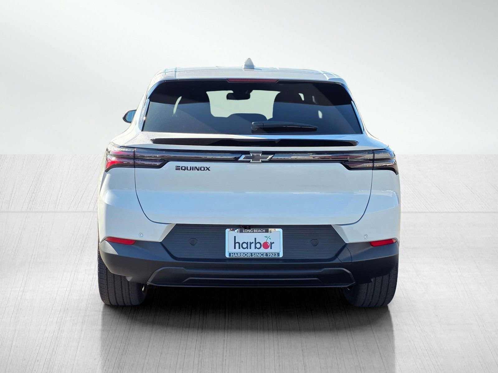 New 2026 Summit White Chevrolet LT image 6