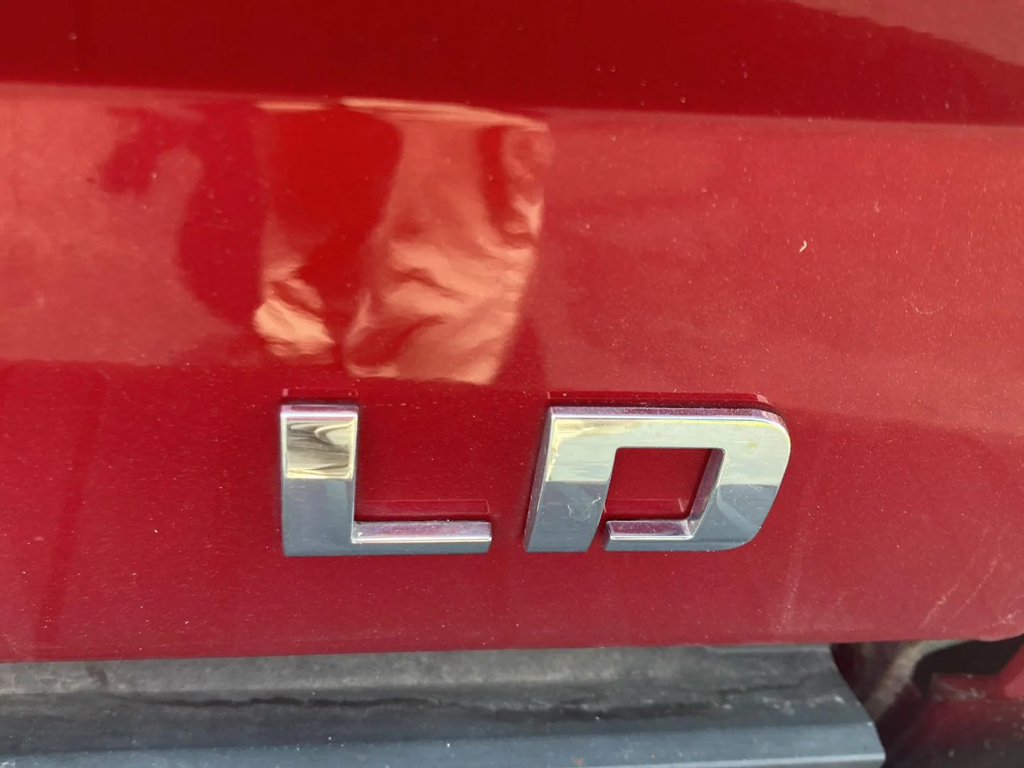Used 2019 Cajun Red Tintcoat Chevrolet LT image 11