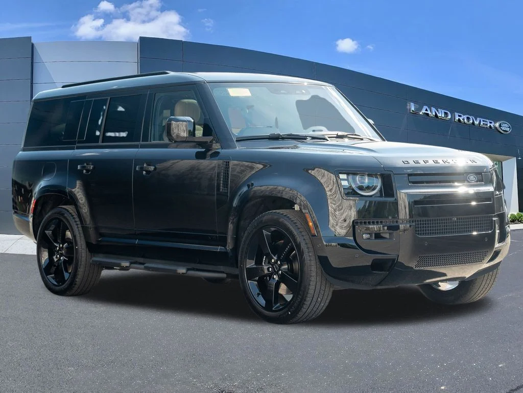New 2026 Black Land Rover V8 image 3