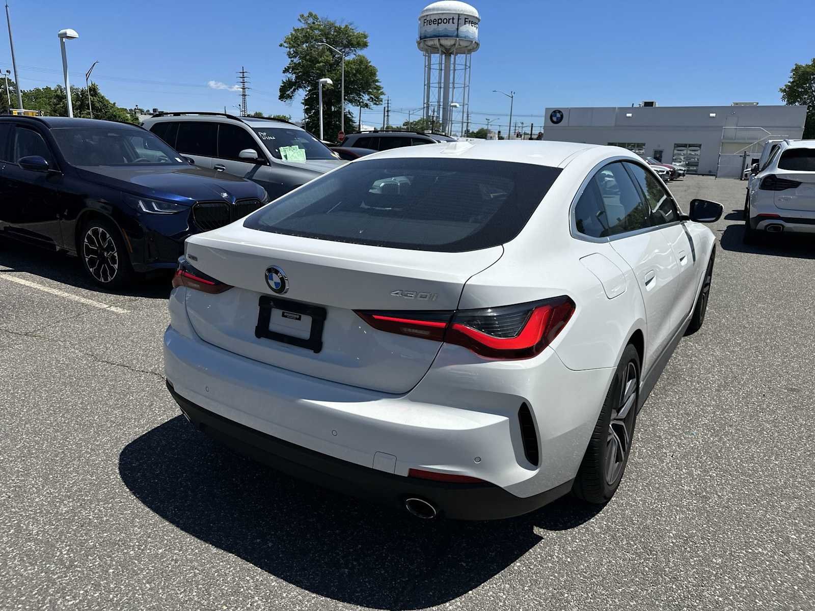 Used 2023 Alpine White BMW 430i xDrive image 6