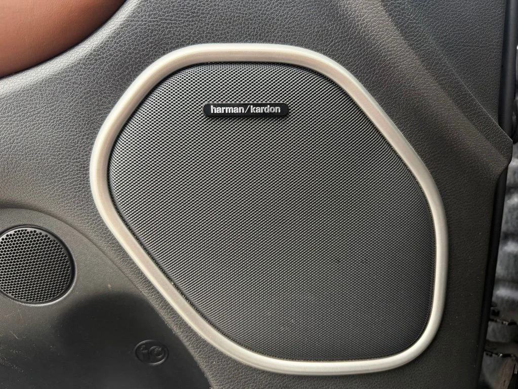 Certified Used 2020 Black Jeep Summit image 26