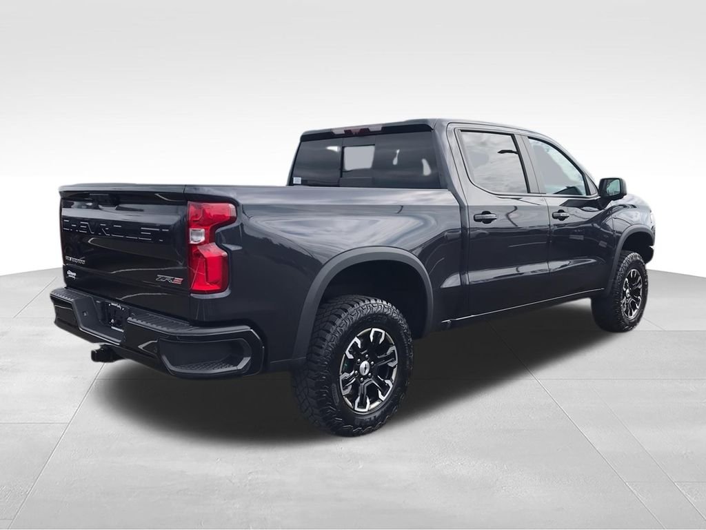 Used 2023 Gray Chevrolet ZR2 image 8