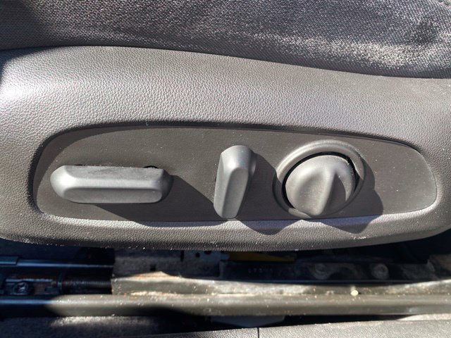Used 2016 Red Chevrolet LT image 16