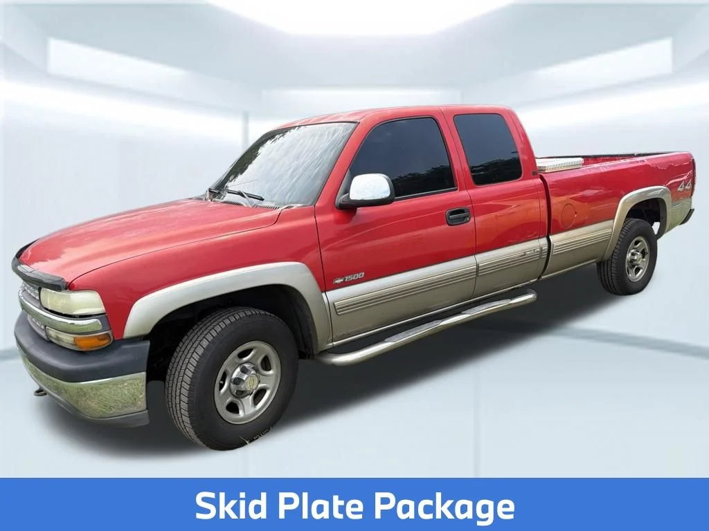 Used 2000 Red Chevrolet LS image 6