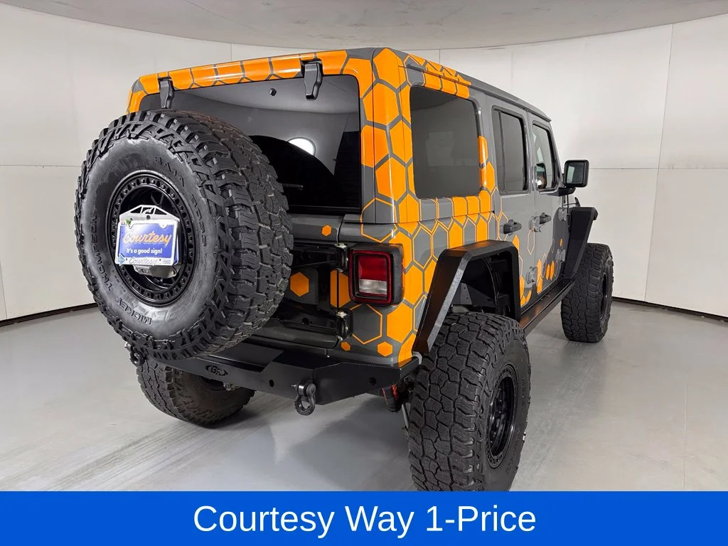 Used 2018 Gray Jeep Unlimited Rubicon image 11