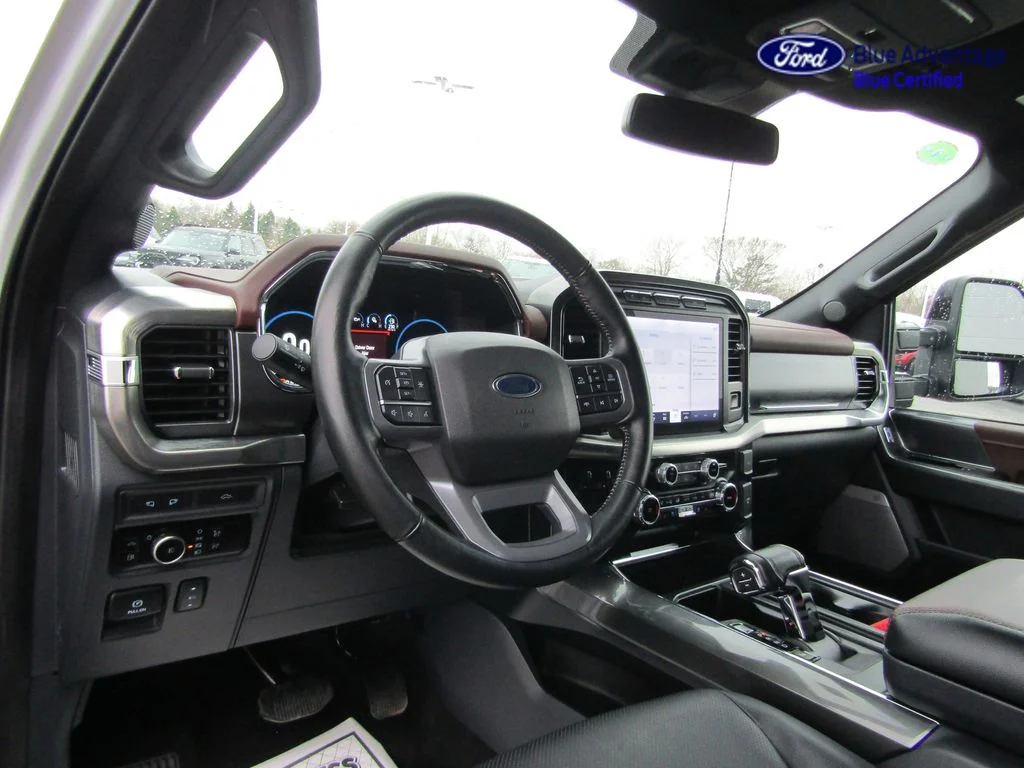 Certified Used 2023 Avalanche Ford Lariat image 21