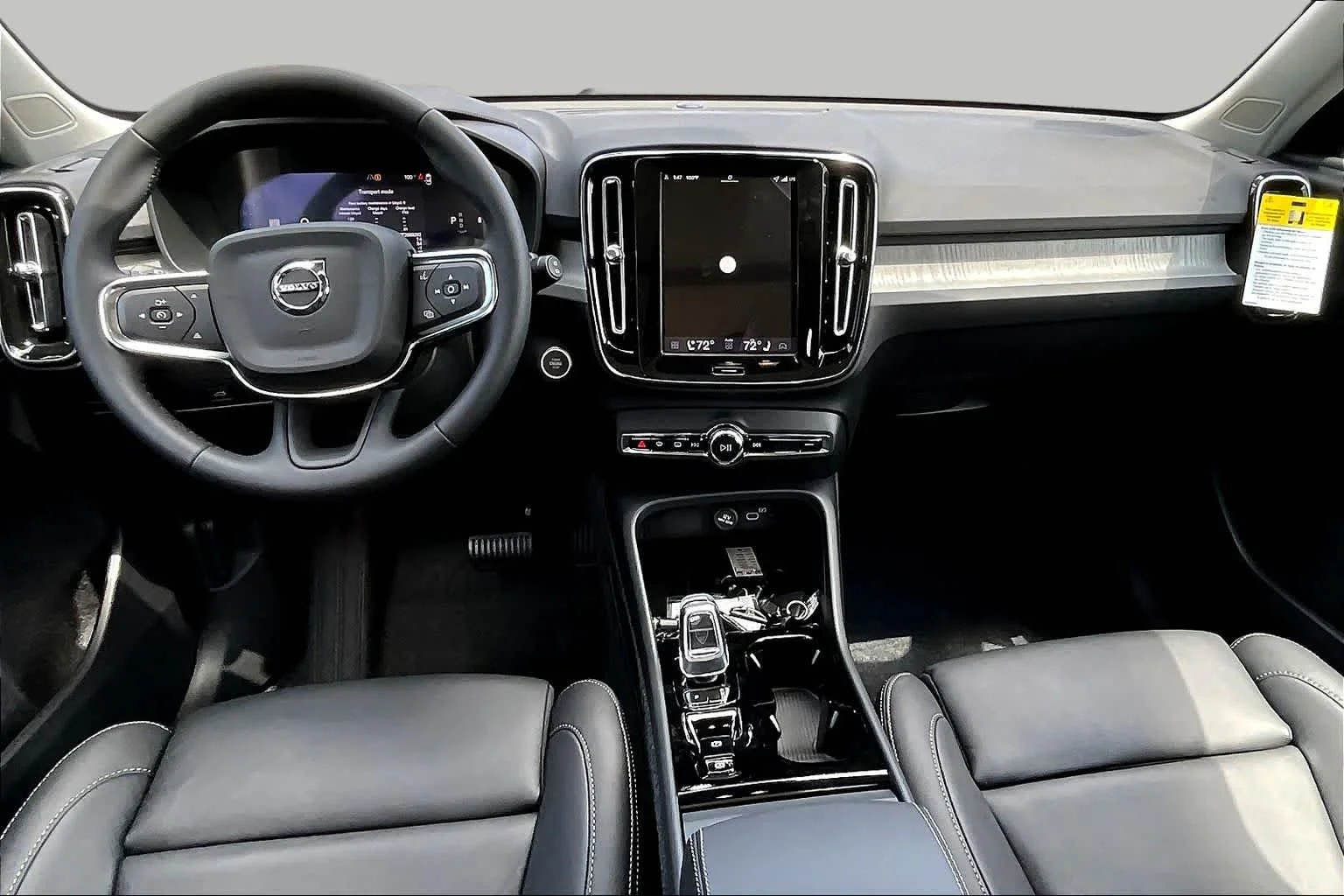 2026 Volvo XC40 Plus - Photo 7