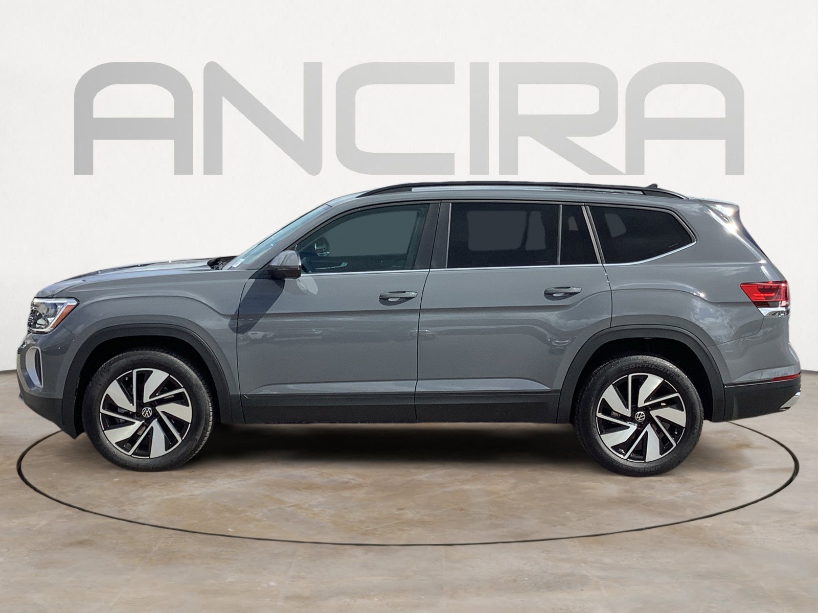 New 2026 Pure Gray Volkswagen 2.0T SE w/Technology image 5