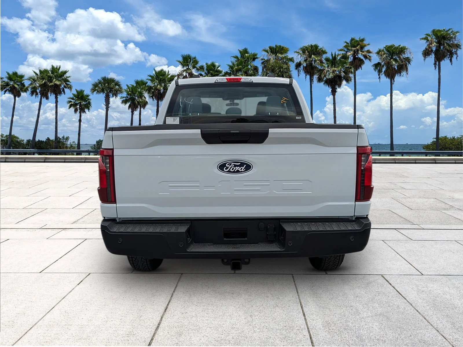 New 2026 Oxford White Ford XL image 6