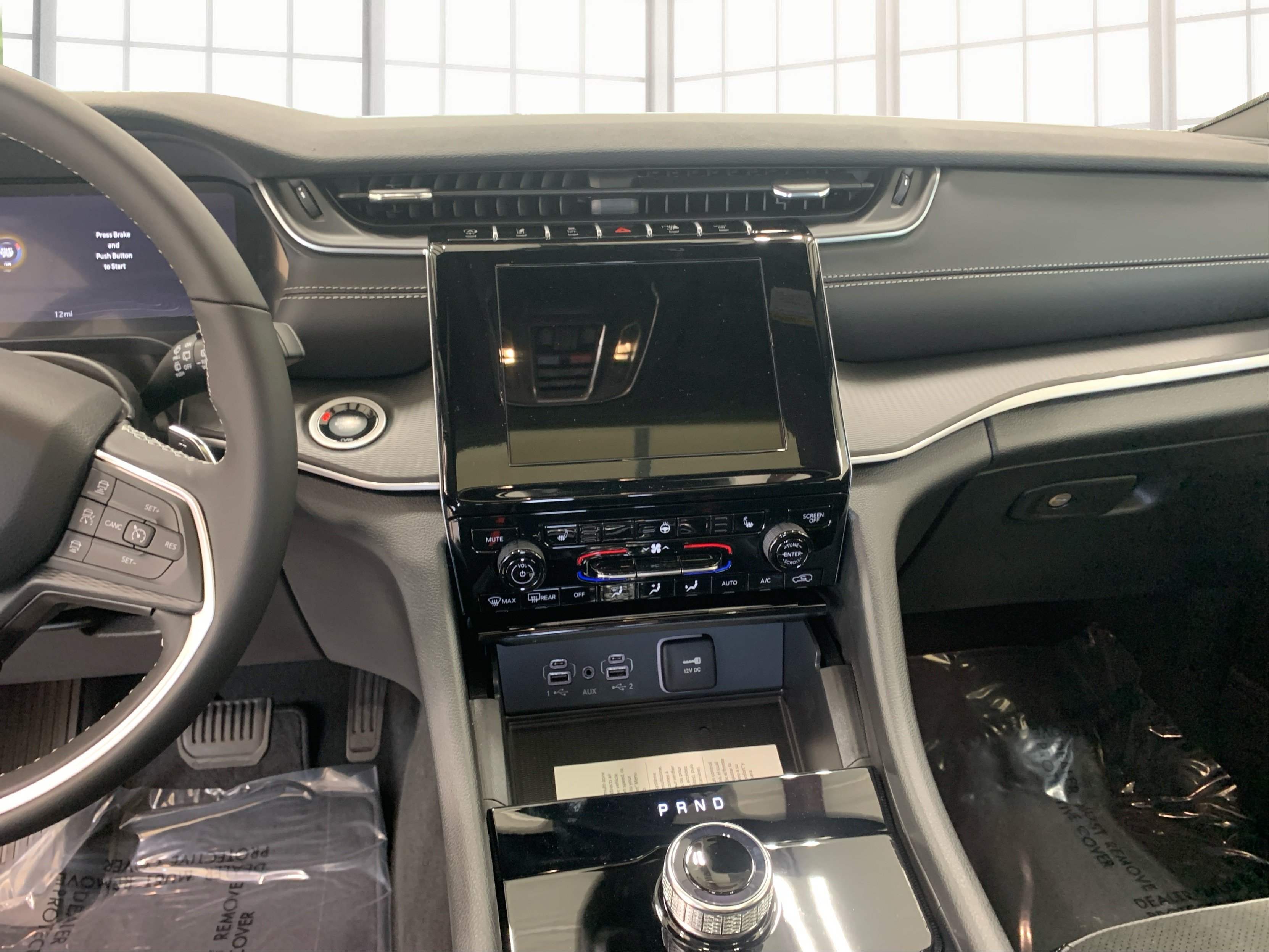2025 Jeep Grand Cherokee L Altitude - Photo 13