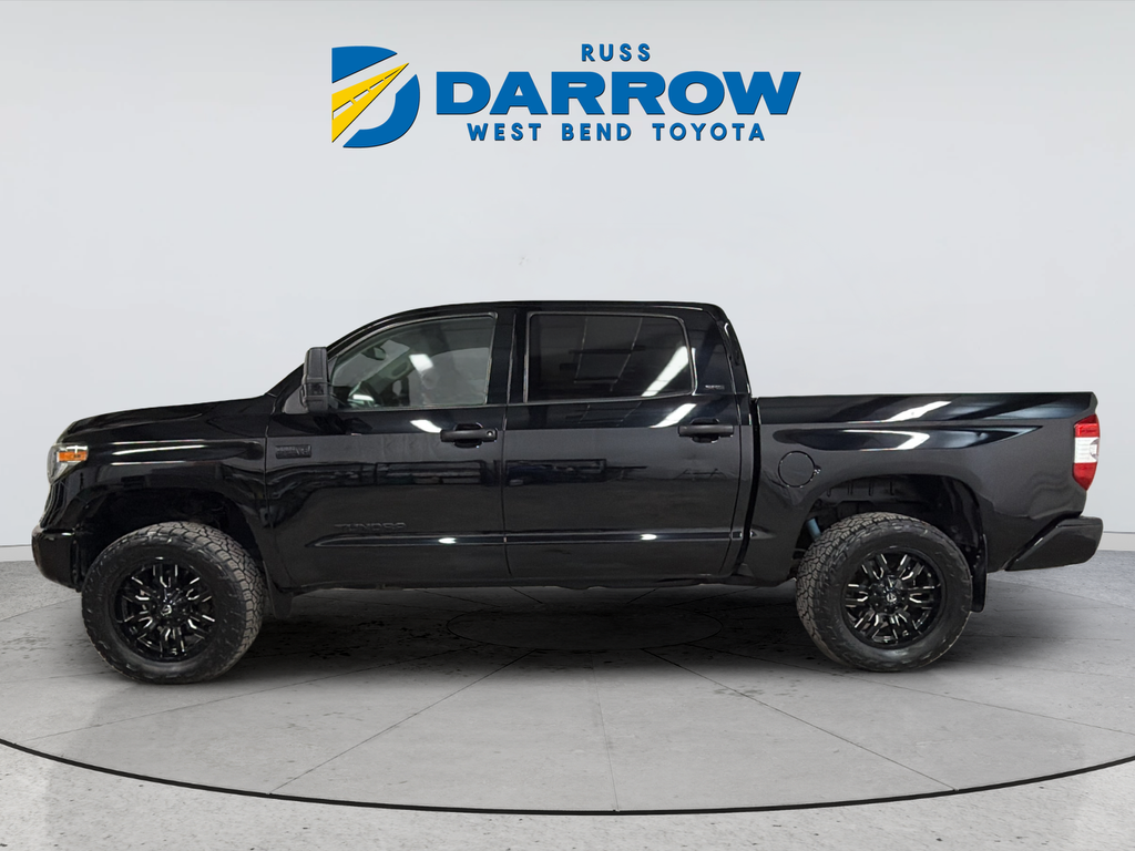 Used 2018 Black Toyota SR5 image 2
