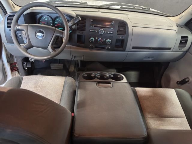 Used 2008 White Chevrolet Work Truck image 2