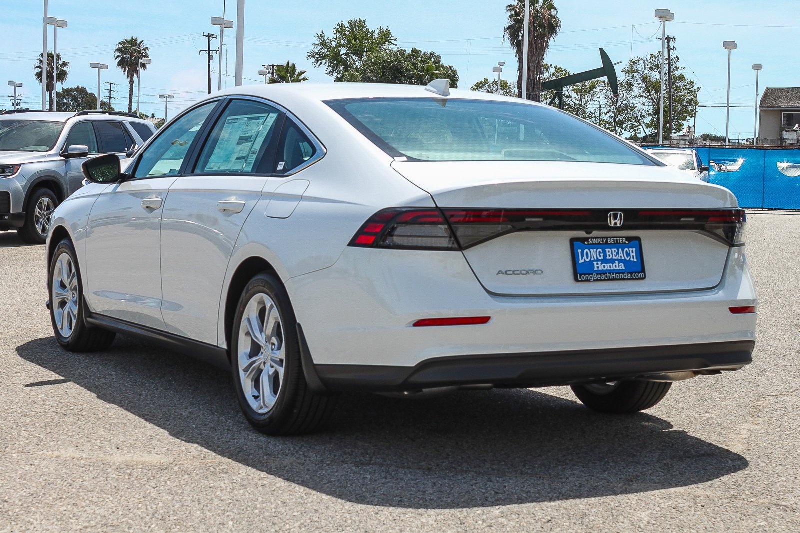 New 2026 Platinum White Pearl Honda LX image 6