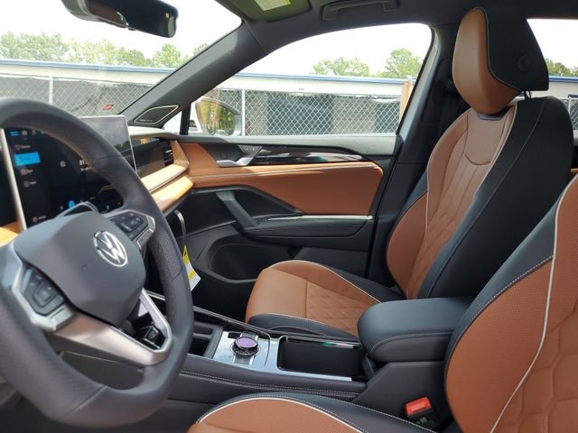 New 2026 White Volkswagen 2.0T SEL R-Line Turbo image 22