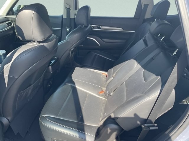 Used 2020 Everlasting Silver Kia LX image 9