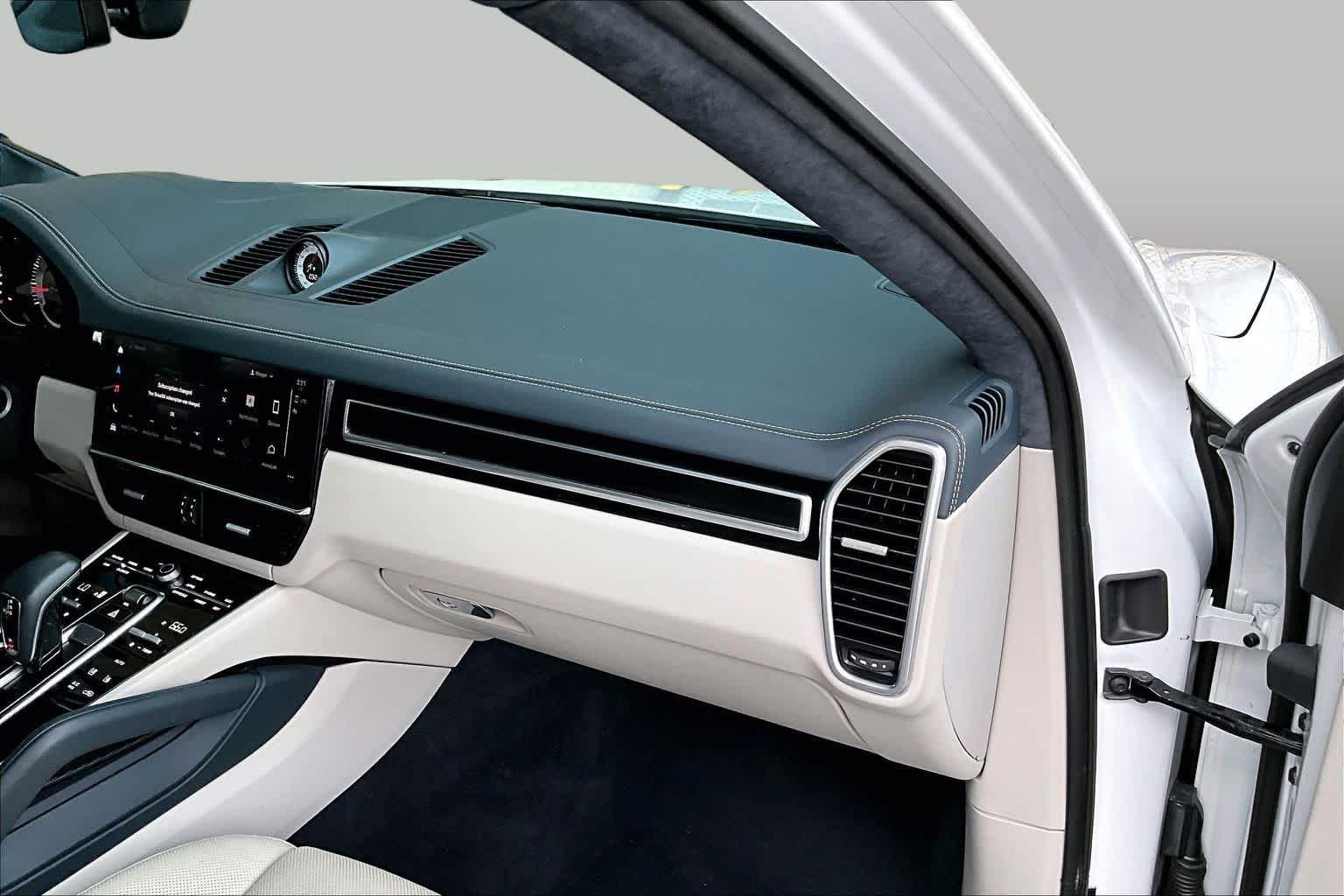 Used 2022 White Porsche GTS image 19