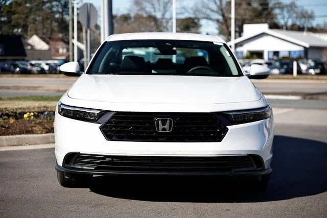 New 2026 Platinum White Honda LX image 20