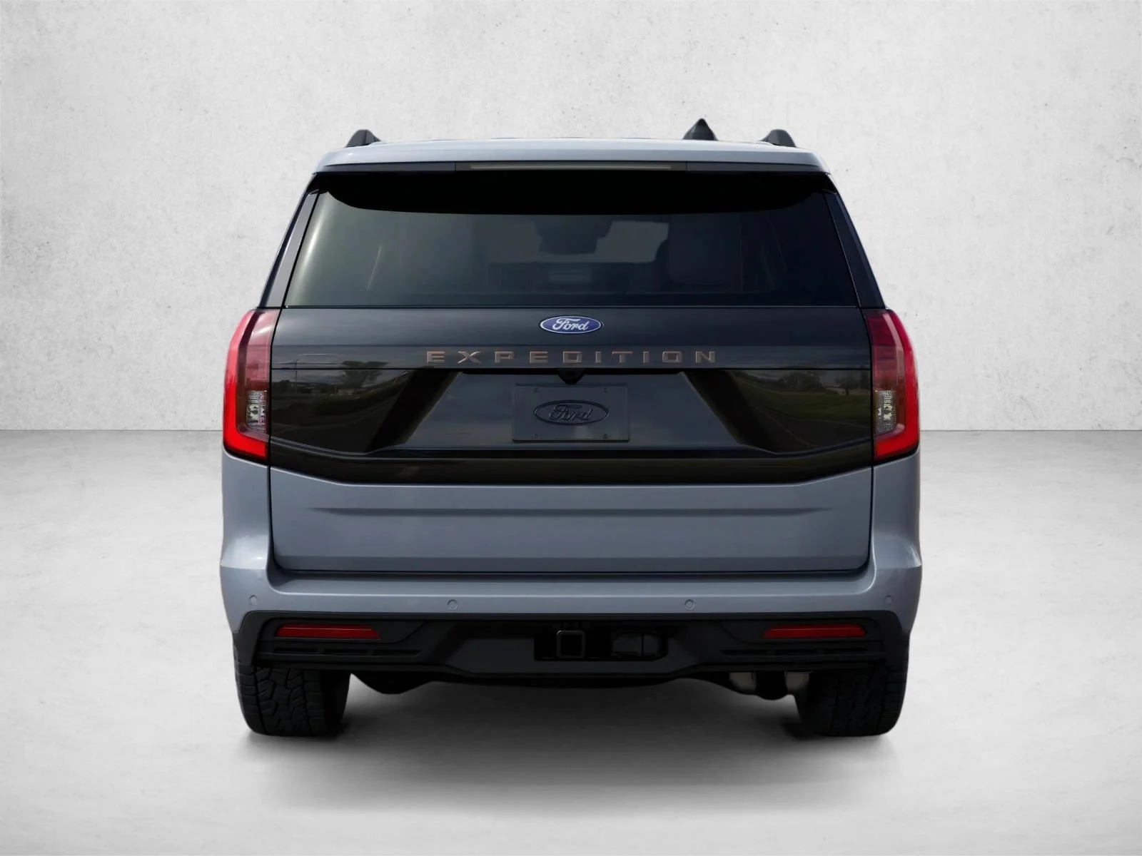New 2027 Glacier Gray Metallic Tri-Coat Ford Tremor® image 7