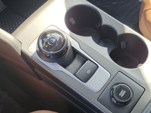 New 2026 Azure Gray Metallic Tri-Coat Ford Outer Banks® image 11
