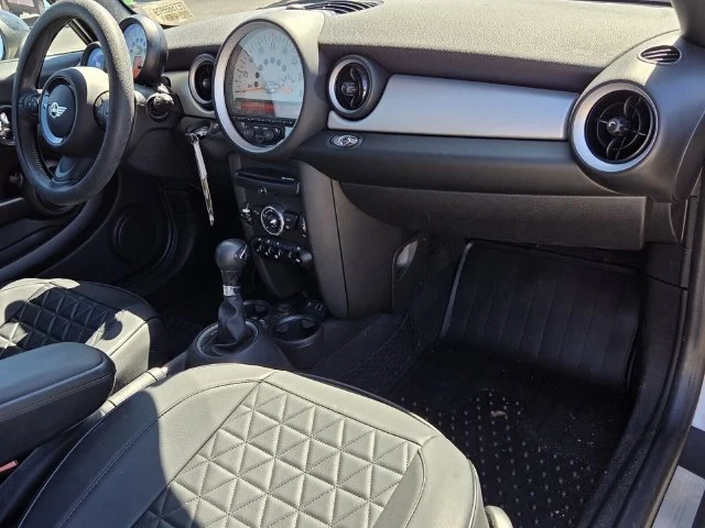 Used 2014 Gray MINI Base image 12