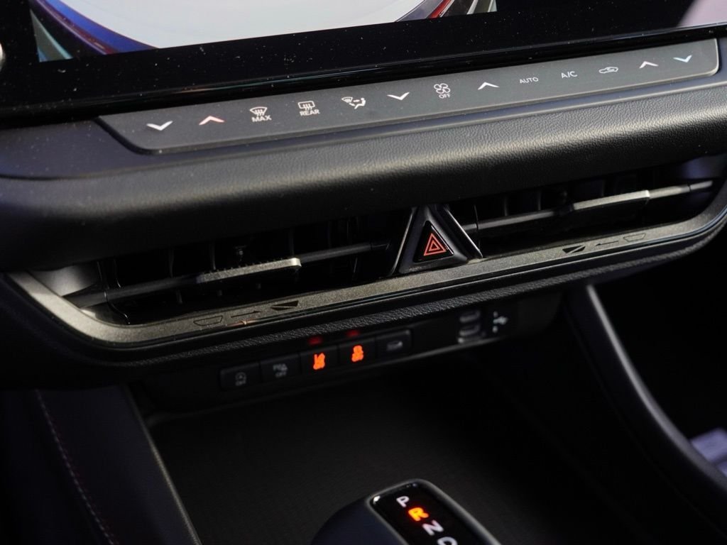 New 2026 White Knuckle Exterior Paint Dodge R/T Scat Pack image 14