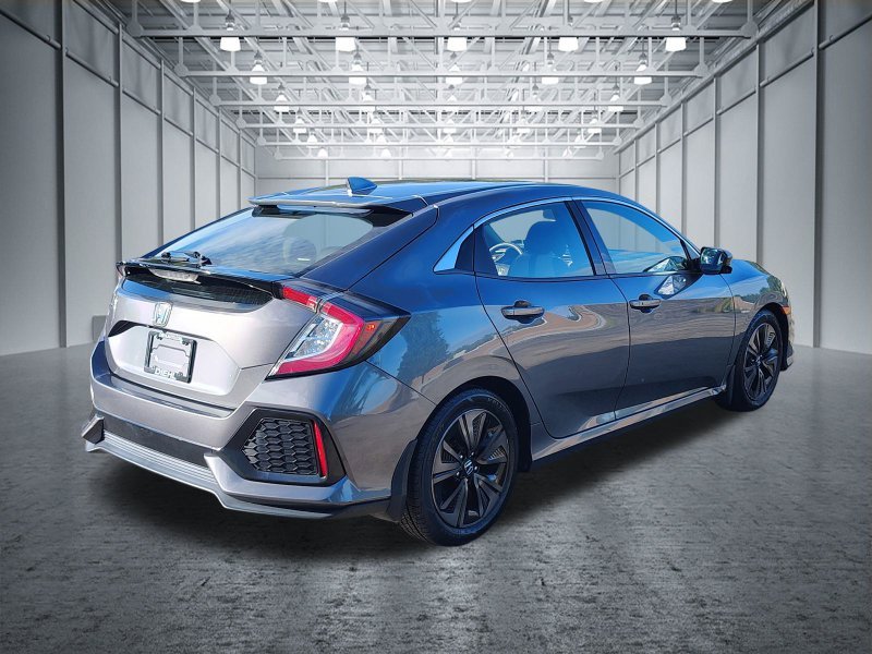 Used 2018  Honda EX image 7