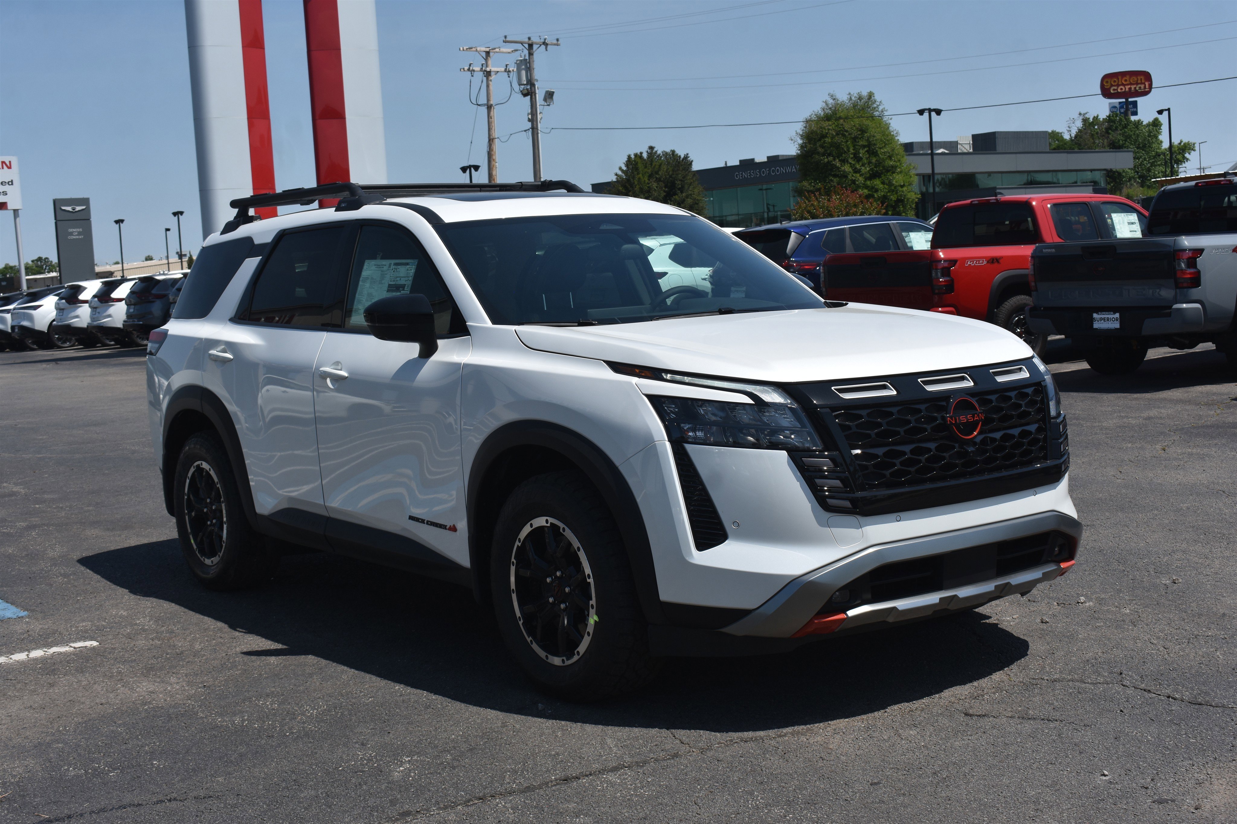New 2026 Everest White Pearl TriCoat Nissan Rock Creek® image 3