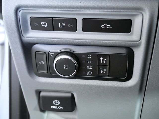 Certified Used 2021 Silver Ford XLT image 27