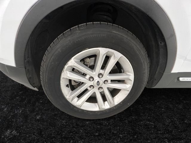 Used 2016 White Ford XLT image 27