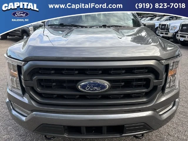 Used 2023 Gray Ford XLT image 10