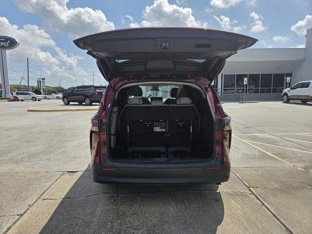 Used 2025 Ruby Flare Pearl Toyota LE image 30