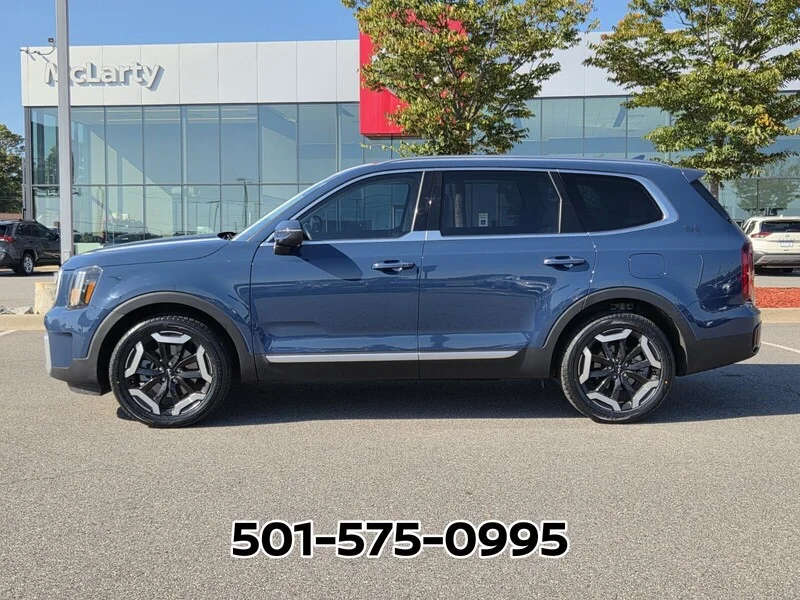 Used 2024 Midnight KIA S FWD image 2