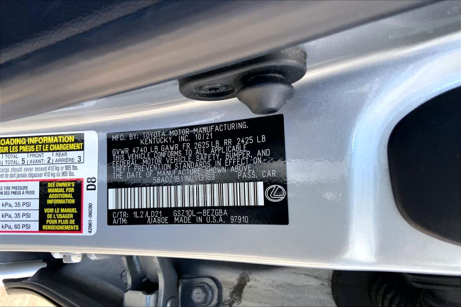 Used 2022 Iridium Lexus  image 32