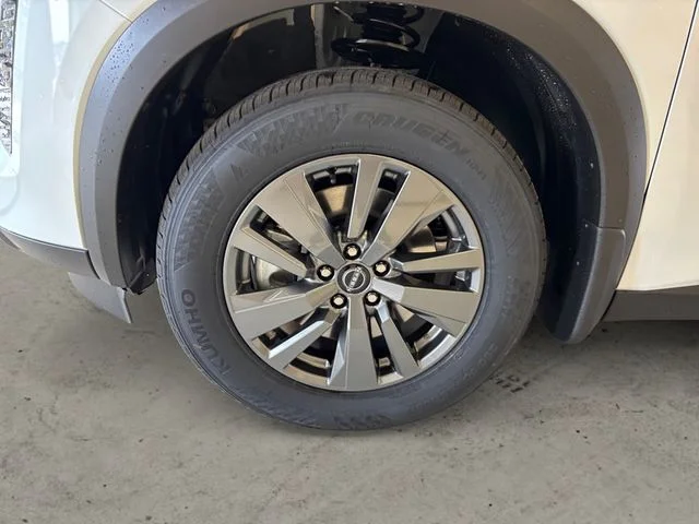 New 2026 White Nissan SV image 15