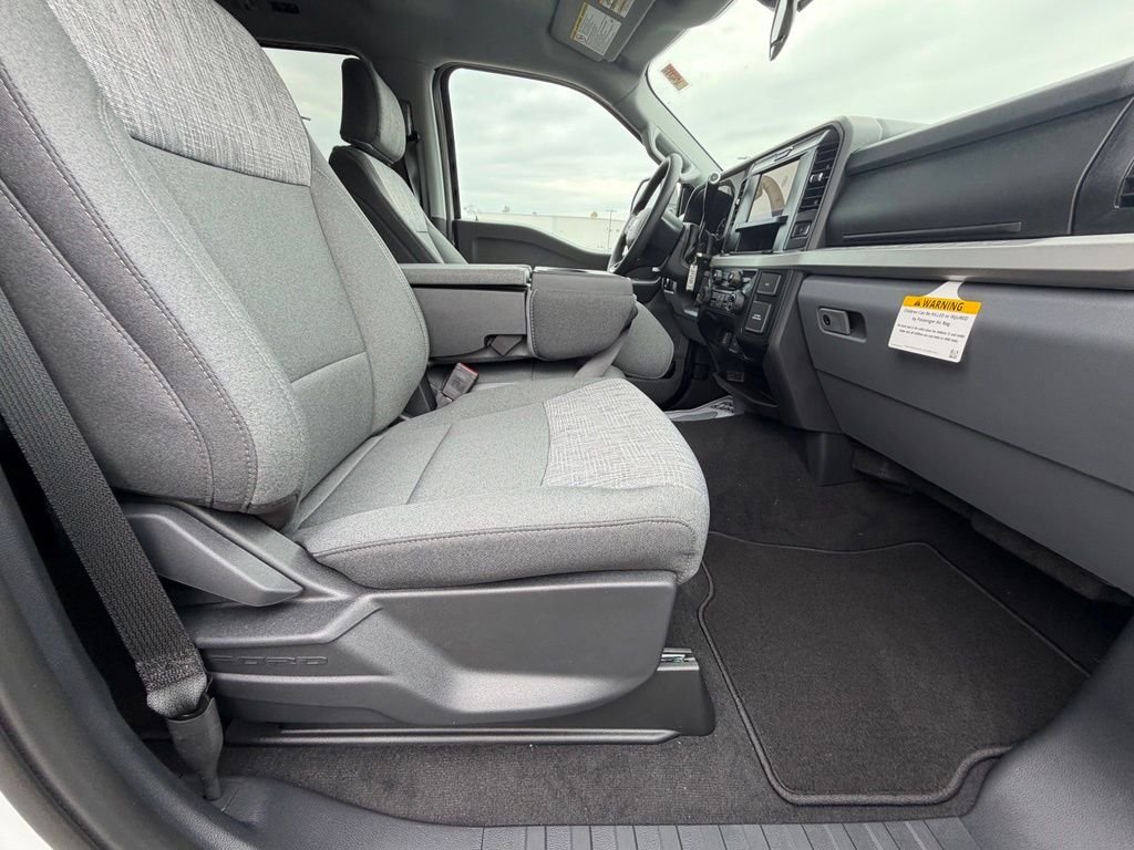 New 2026 Avalanche Ford F-250® XLT image 36
