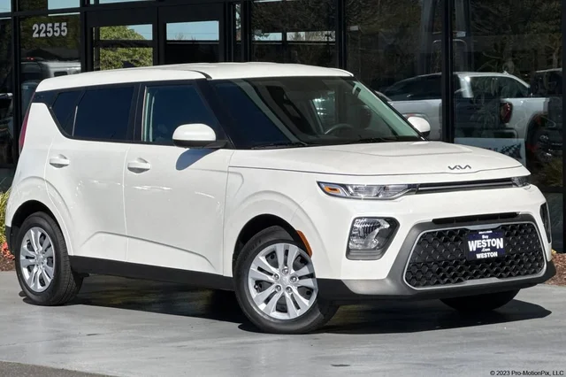 2022 Kia Soul LX