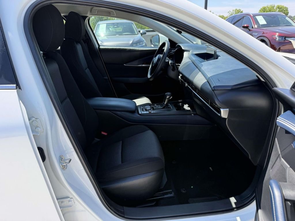 Used 2020 White Mazda S image 15